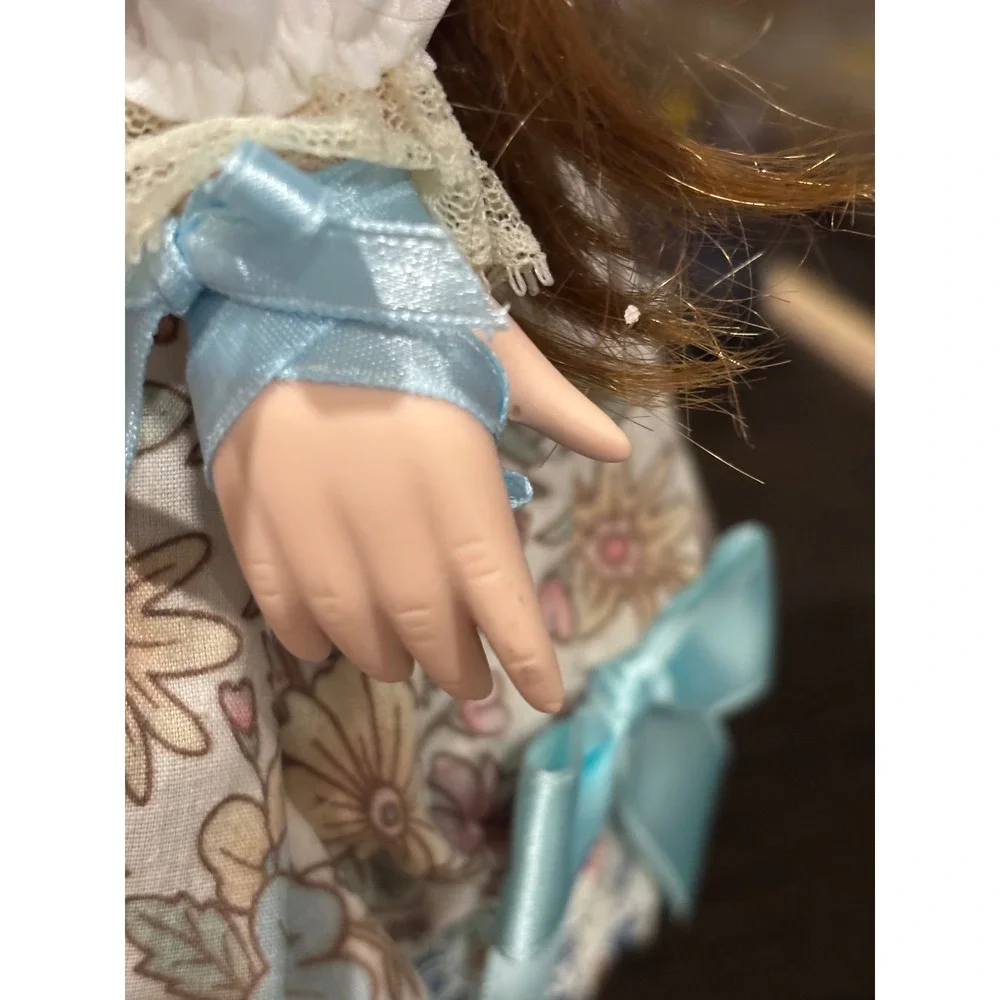 Collectible Memories Little Bo Peep Porcelain Doll with Lamb and Stand
